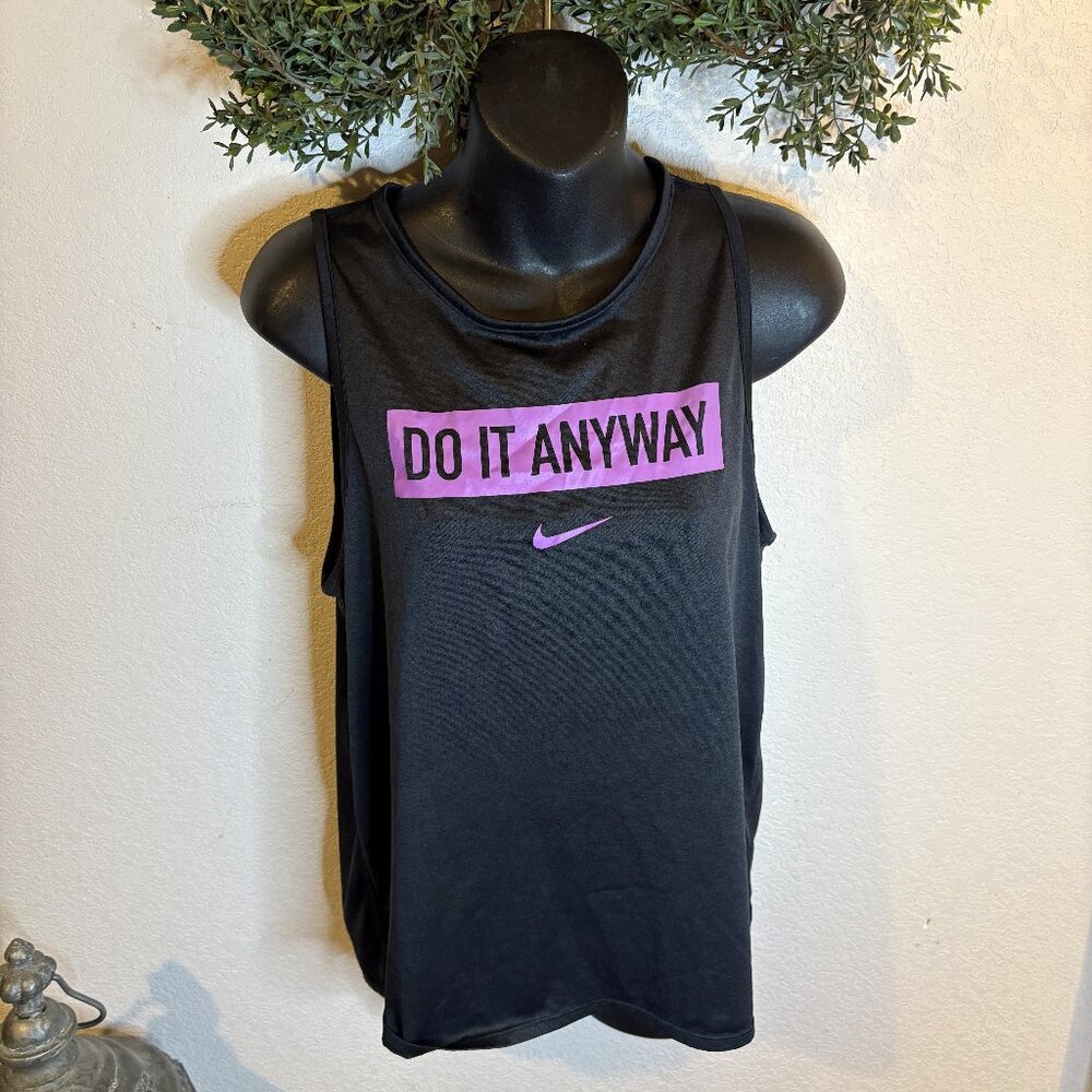 Womens Nike Dri-fit tank M
